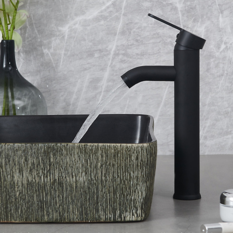 BATERIA UMYWALKOWA ŁAZIENKOWA CUBA-H CZARNA