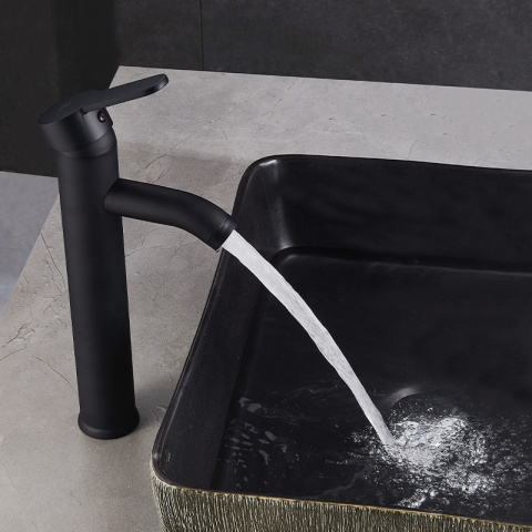 BATERIA UMYWALKOWA ŁAZIENKOWA CUBA-H CZARNA