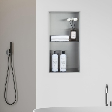 PÓŁKA ŁAZIENKOWA WNĘKOWA DUO Z KOŁNIERZEM CHROM 60X30X10 CM