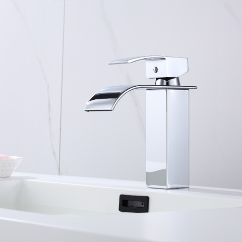 BATERIA UMYWALKOWA ŁAZIENKOWA F517A CHROM