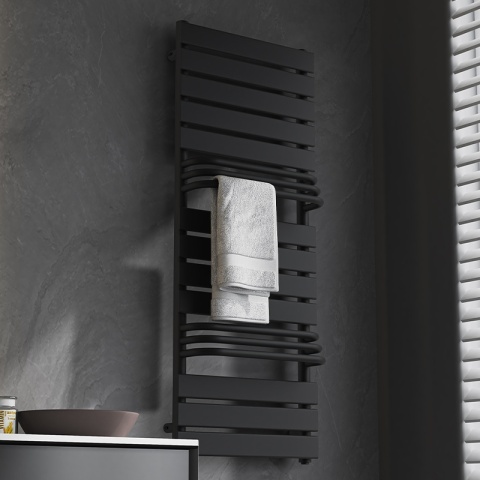 GRZEJNIK ŁAZIENKOWY ŚCIENNY PIONOWY WODNY DRABINKA 128x50 FUEGO-BL CZARNY