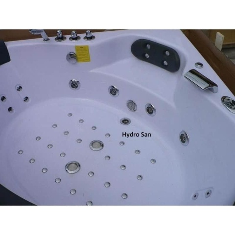 WANNA Z HYDROMASAŻEM Z PODGRZEWACZEM TIGA 604H BIAŁA 152x152 CM