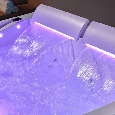 HYDROSAN WANNA Z HYDROMASAŻEM INGA BIAŁA 150x150 CM INGA