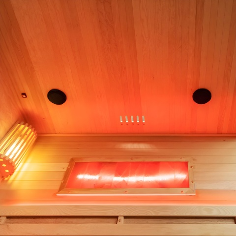 SAUNA FIŃSKA WYSOKOTEMPERATUROWA Z PIECEM LARK5/HARVIA 6KW 4-5 OSOBOWA 180x160 CM