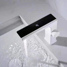 Bateria łazienkowa umywalkowa white-black F11W LCD